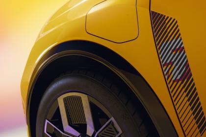 Επίσημο: Tο νέο Renault 5...έρχεται με φόρα